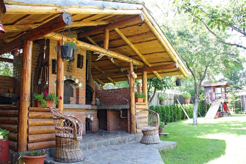 Sura Pietrei Craiului Hotel Zărneşti Екстериор снимка